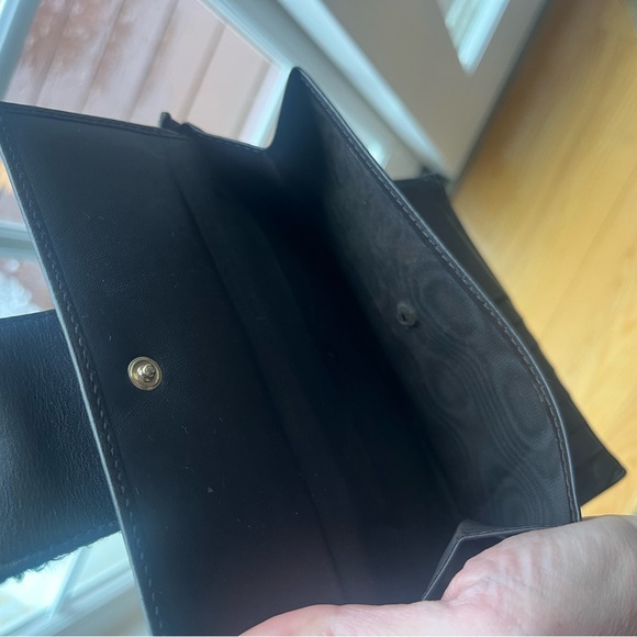 Gucci Web Wallet with Box - Picture 6 of 13